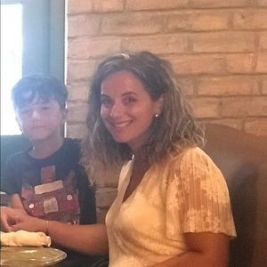 Meet your Posher, Daniela